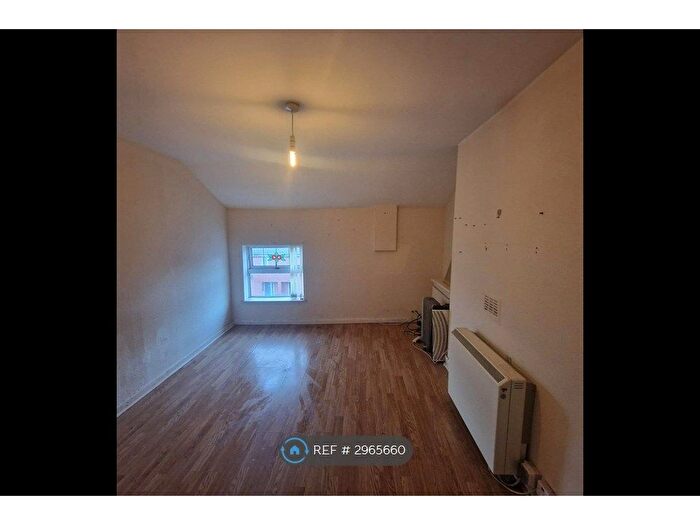 Studio To Rent In Picton Crescent, Liverpool, L15
