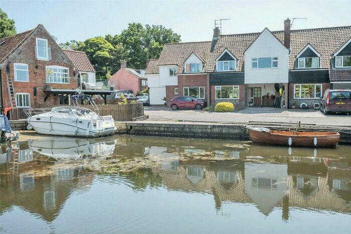 3 Bedroom Terraced House For Sale In Anchor Street, Coltishall, Norwich, Norfolk, NR12