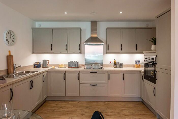 2 Bedroom Apartment To Rent In Bramble Drive, Derby, Derbyshire, DE22