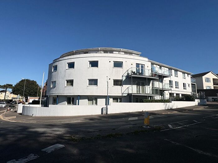 1 Bedroom Flat To Rent In Sands Road, Tor Sands, TQ4