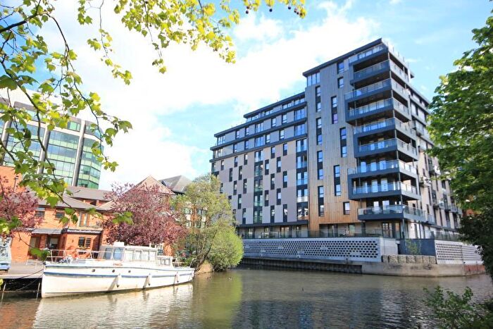 2 Bedroom Apartment To Rent In Kennet House, King's Road, Reading, Berkshire, RG1