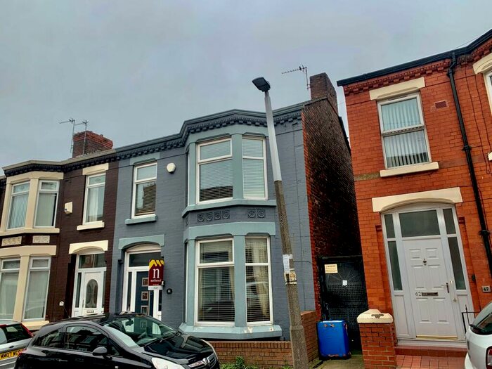 4 Bedroom House To Rent In Sunbury Road, L4