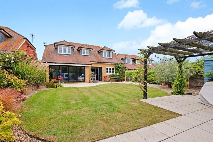 4 Bedroom Detached House For Sale In Invicta Road, Whitstable, CT5