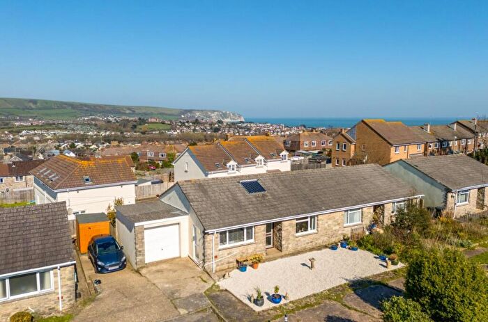 2 Bedroom Semi-Detached Bungalow For Sale In Purbeck View, Swanage, BH19