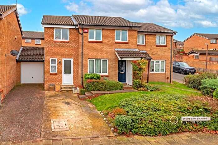 4 Bedroom Terraced House For Sale In Downs Barn Boulevard, Milton Keynes, MK14