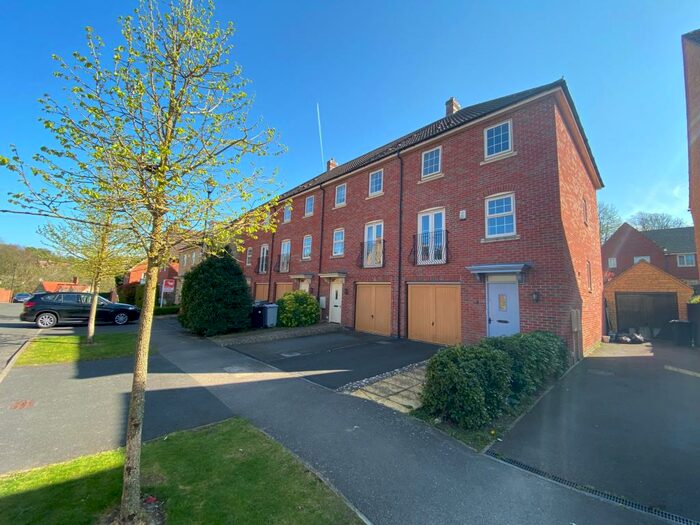 3 Bedroom Terraced House To Rent In Watt Avenue, Colsterworth, Grantham, NG33