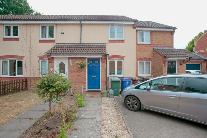 2 Bedroom End Of Terrace House To Rent In Merganser Drive, Bicester, OX26