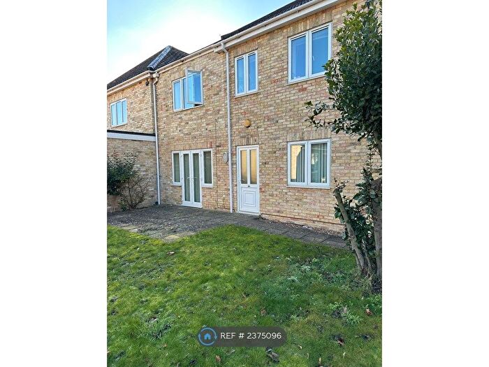2 Bedroom Flat To Rent In Chesterton, Cambridge, CB4