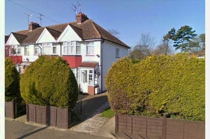 3 Bedroom Semi-Detached House To Rent In Northbrook Road, Worthing, BN14