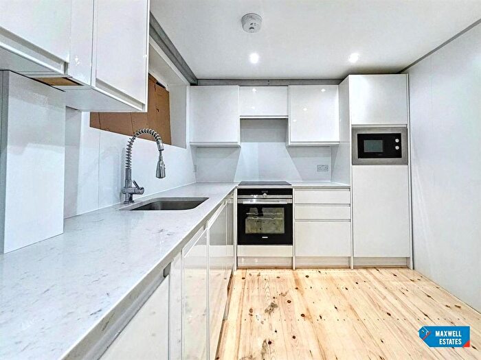 1 Bedroom Flat To Rent In Scout Way, London, NW7