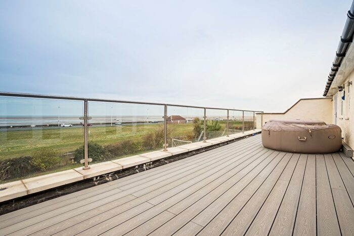 4 Bedroom Detached House For Sale In Newlyn Road, Meols, CH47