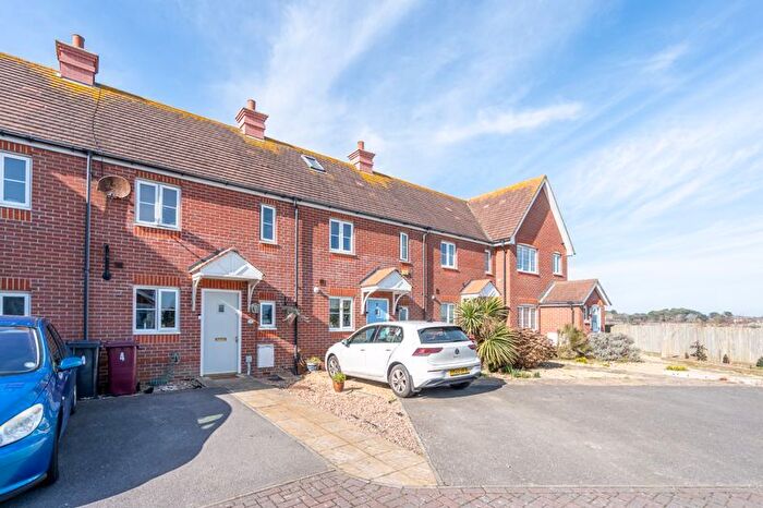 2 Bedroom Terraced House For Sale In Chandlers Lea, Bracklesham Bay, Chichester, PO20