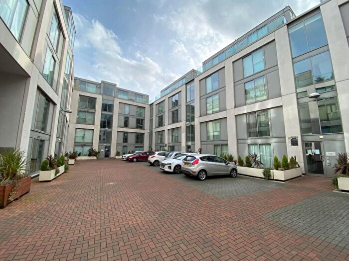 2 Bedroom Apartment To Rent In Viva Apartments, Commercial Street, Birmingham, B1