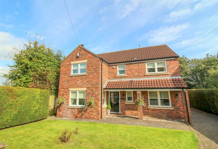 4 Bedroom Detached House For Sale In Newby Wiske, Northallerton, DL7