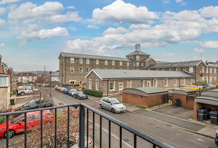 3 Bedroom Terraced House For Sale In Arthur Milton Street, Bristol, BS7