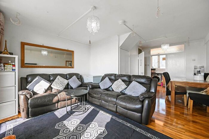 3 Bedroom Flat For Sale In Jim Griffiths House, Clem Attlee Court, Fulham, SW6