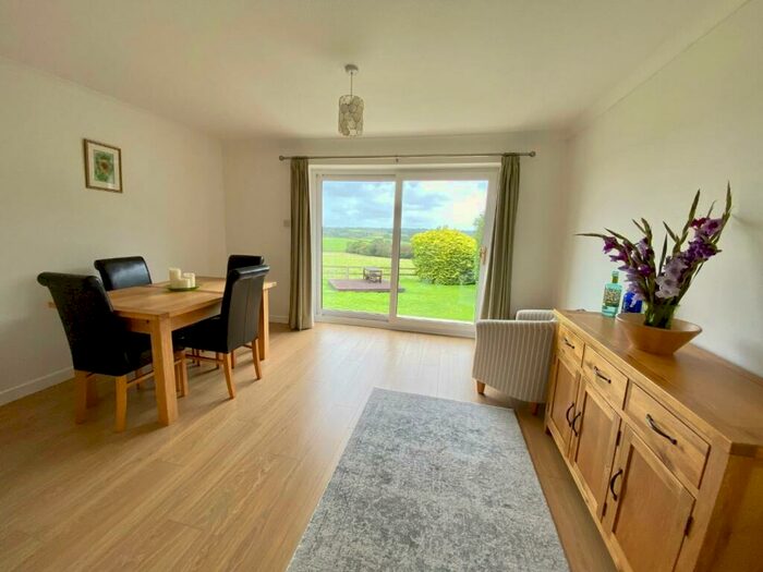 3 Bedroom Detached Bungalow For Sale In Puddington, Tiverton, EX16