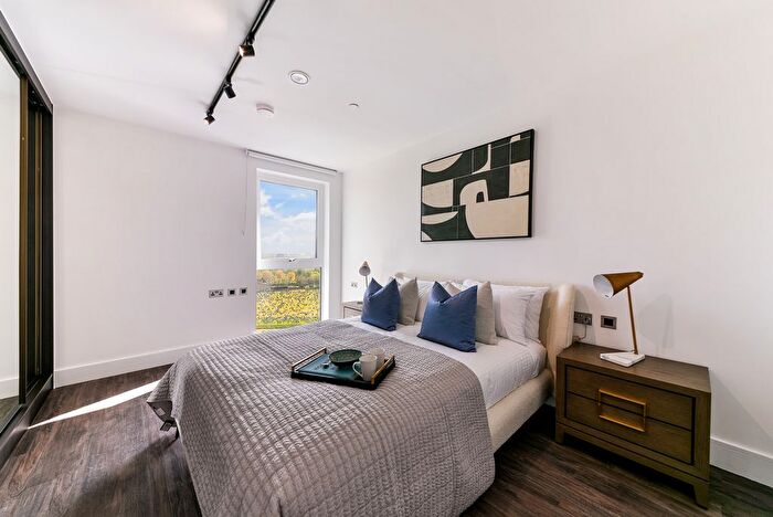 1 Bedroom Flat To Rent In Mitre Yard, North Kensington, London, NW10