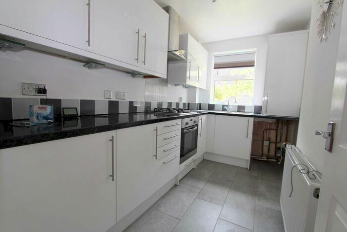 1 Bedroom Flat For Sale In Avington Walk, Thundersley, SS7