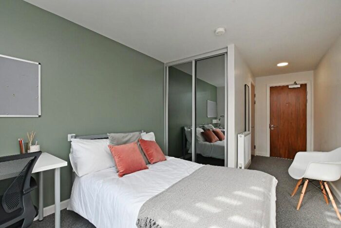 5 Bedroom Apartment To Rent In Arundel Street, Sheffield, S1