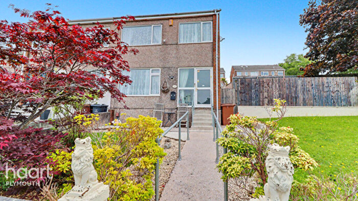 3 Bedroom Semi-Detached House For Sale In Cressbrook Drive, Plymouth, PL6