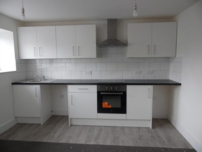 1 Bedroom Flat To Rent In Salisbury Street, Fordingbridge, Hampshire, SP6