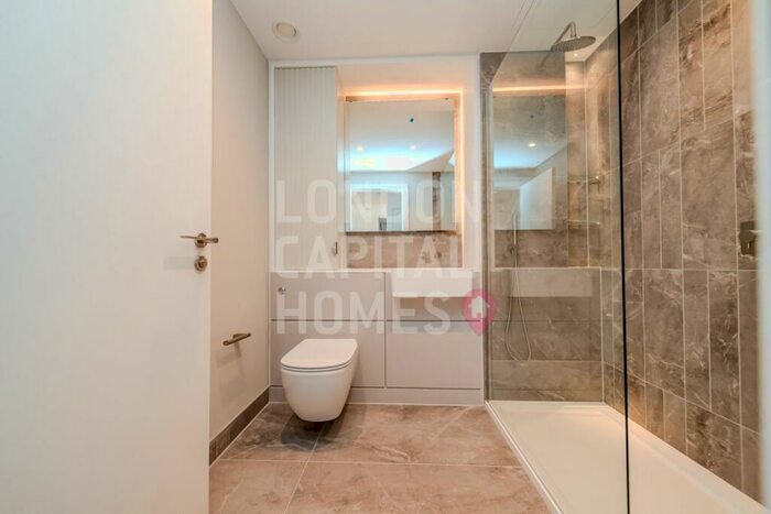 2 Bedroom Apartment To Rent In Gasholder Place, London, SE11