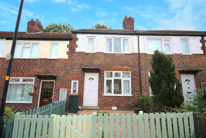 2 Bedroom Terraced House To Rent In Queens Road, Knaresborough, HG5