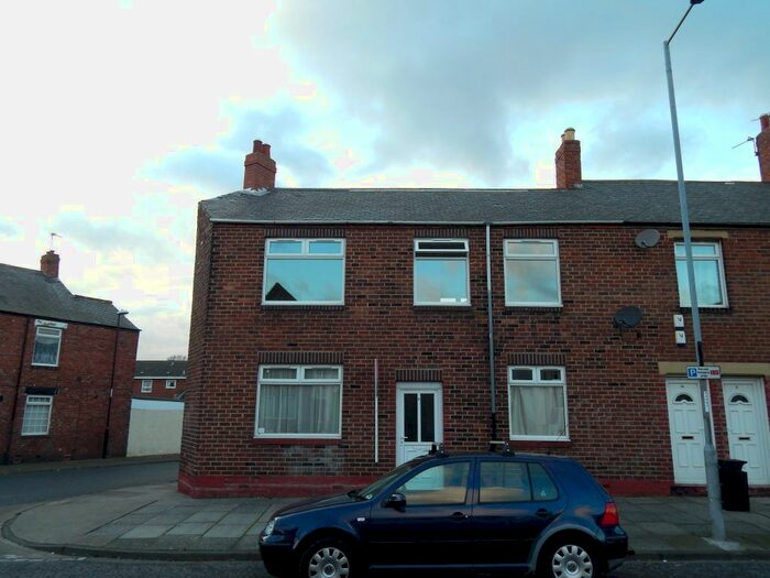 1 Bedroom Flat To Rent In Carley Road, Sunderland, SR5