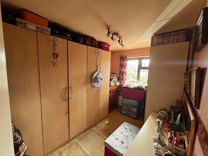 4 Bedroom Detached House For Sale In Tutbury Avenue, Wolverhampton, WV6