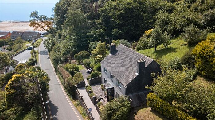 4 Bedroom Detached House For Sale In Amroth, Narberth, SA67