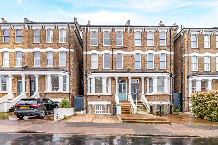 1 Bedroom Flat For Sale In Bennett Park, Blackheath, SE3