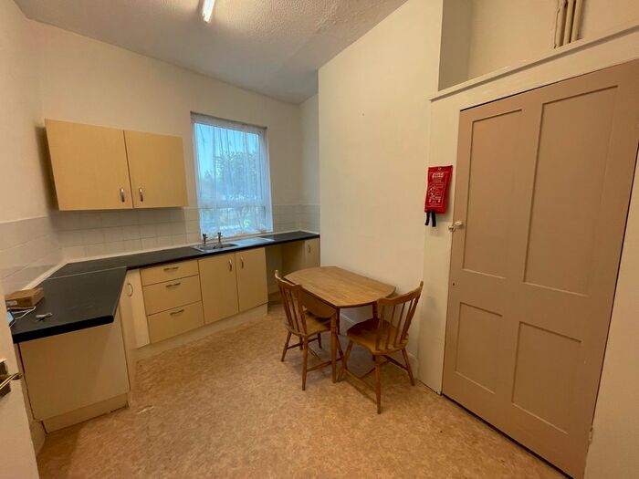 1 Bedroom Flat To Rent In High Street, Sheerness, ME12