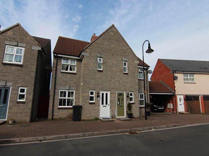 3 Bedroom House To Rent In Riverside Close, St Georges, Weston-super-Mare, BS22
