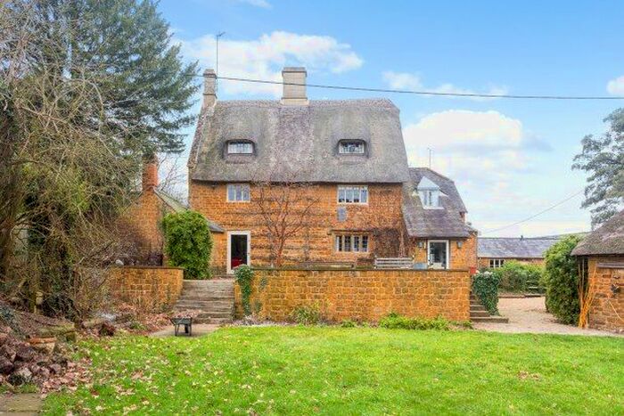 4 Bedroom Property To Rent In The Avenue, Chipping Norton, OX7