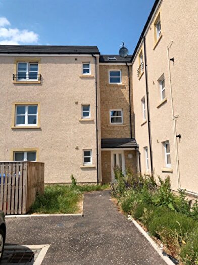 2 Bedroom Apartment To Rent In A Cocklerow Grove, Dalkeith, EH22
