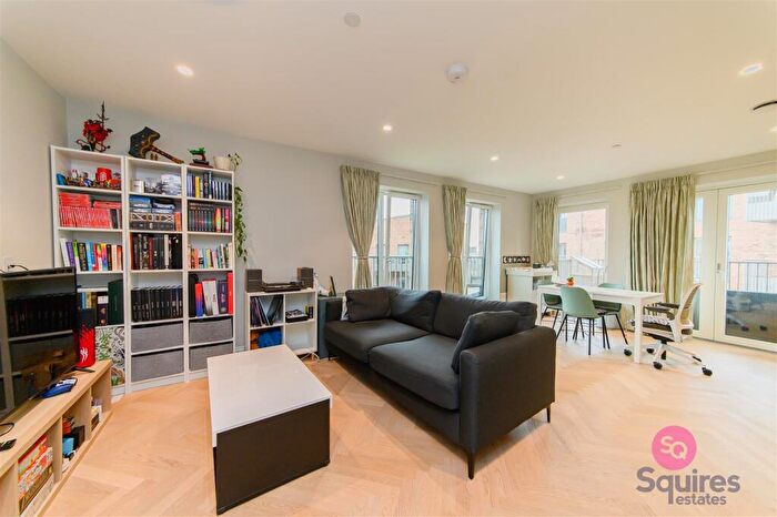2 Bedroom Flat For Sale In Royal Engineers Way, London, NW7