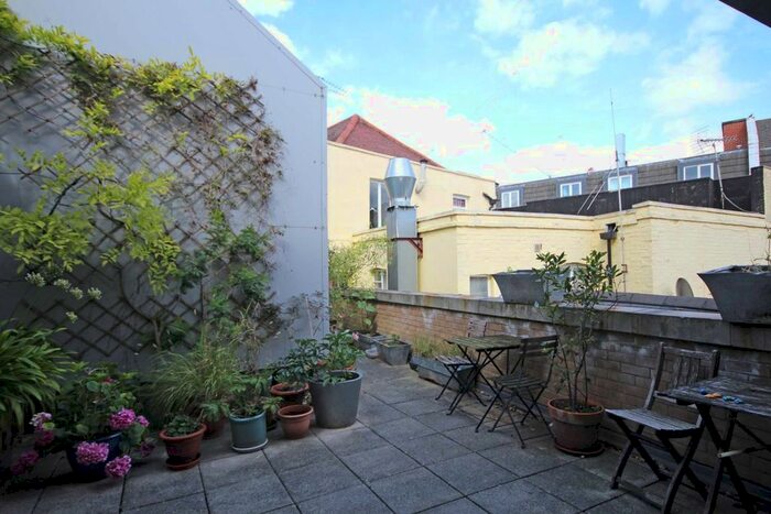 1 Bedroom Flat To Rent In High Street, London, W3