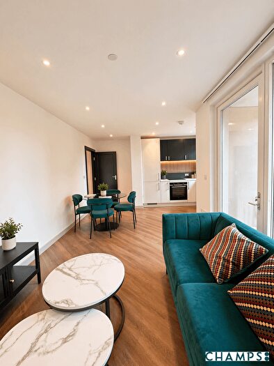 2 Bedroom Flat For Sale In Lily House, Eden Grove, Staines-Upon-Thames, TW18