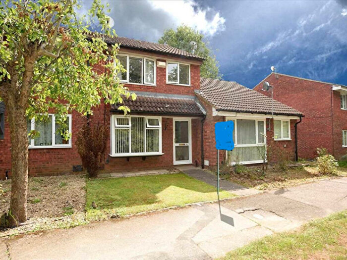 3 Bedroom Terraced House To Rent In Sharman Walk Milton Keynes, MK13