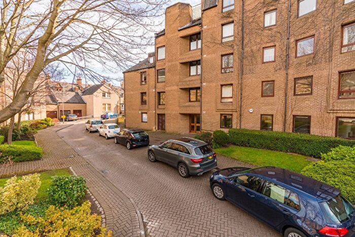 3 Bedroom Flat To Rent In Sunbury Place, Dean Village, Edinburgh, EH4