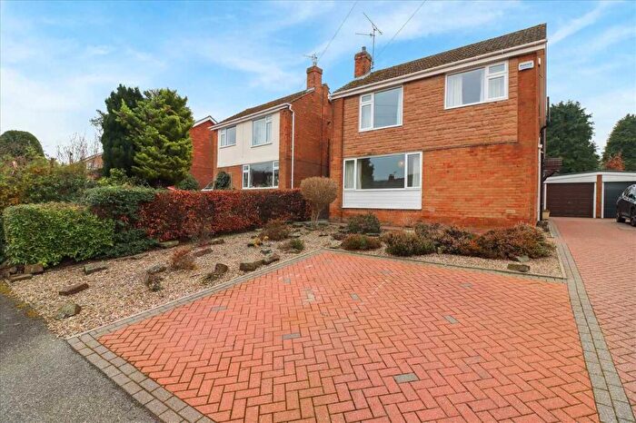 2 Bedroom Detached House To Rent In Belvedere Close, Somersall, S40