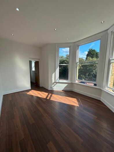 1 Bedroom Flat To Rent In Newsham Drive, Liverpool, L6