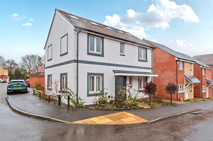 5 Bedroom Detached House For Sale In St. Catherine Road, Basingstoke, Hampshire, RG24