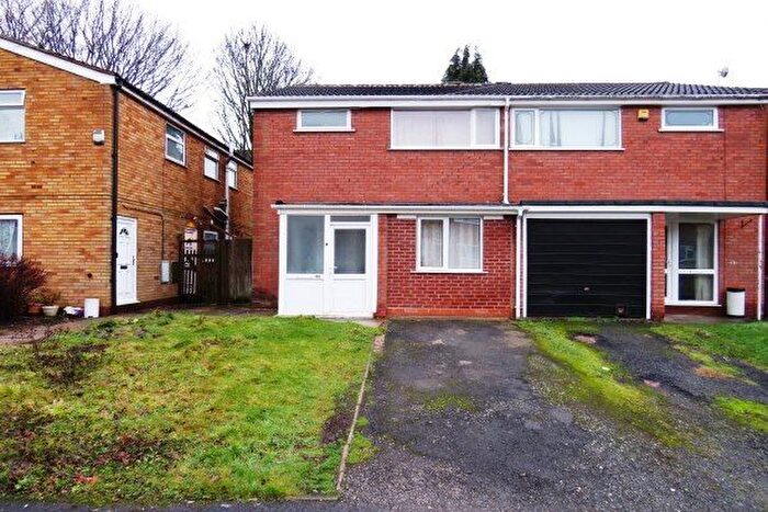 3 Bedroom Semi-Detached House To Rent In Wellman Croft, Birmingham, B29