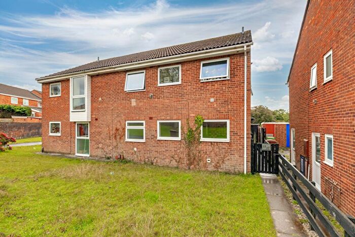2 Bedroom Flat To Rent In Wentwood Gardens, Estover, PL6