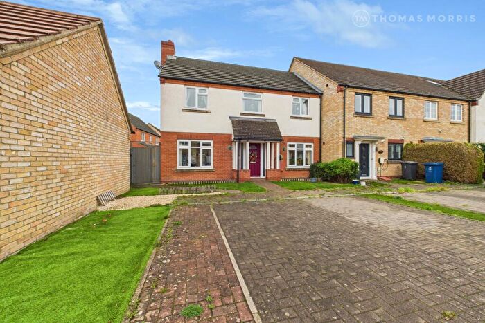 3 Bedroom Semi-Detached House For Sale In Bluebell Close, Ramsey St. Marys, Ramsey, Huntingdon, PE26