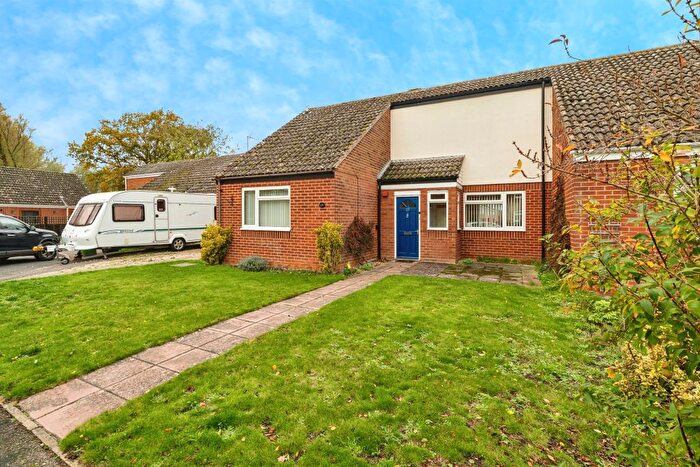 2 Bedroom Semi-Detached Bungalow For Sale In Beech Close, Scole, Diss, IP21