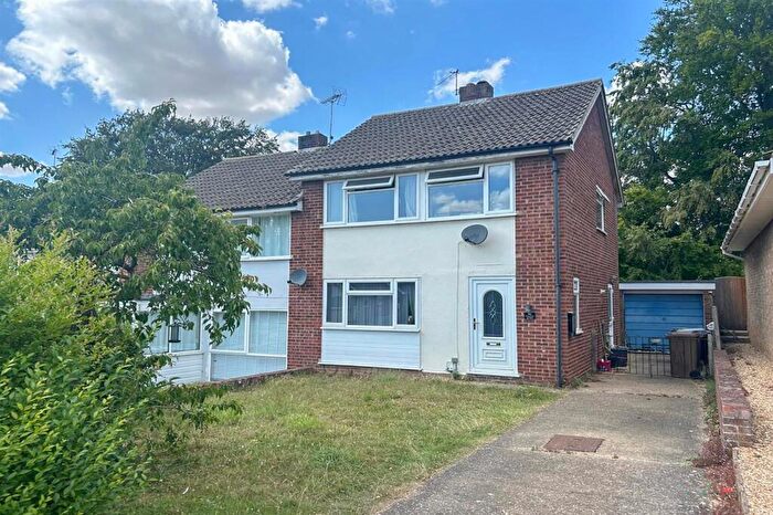 3 Bedroom Semi Detached House For Sale In Churchill Avenue, Newmarket, CB8