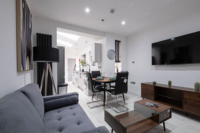 1 Bedroom House To Rent In Baggholme Road, Lincoln, Lincolnshire, LN2